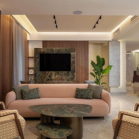 Hotel Mozart Milano Esterno foto